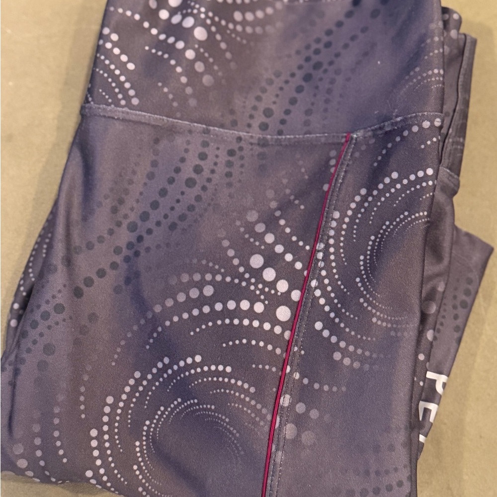 925 Gray Peloton Leggings RARE style